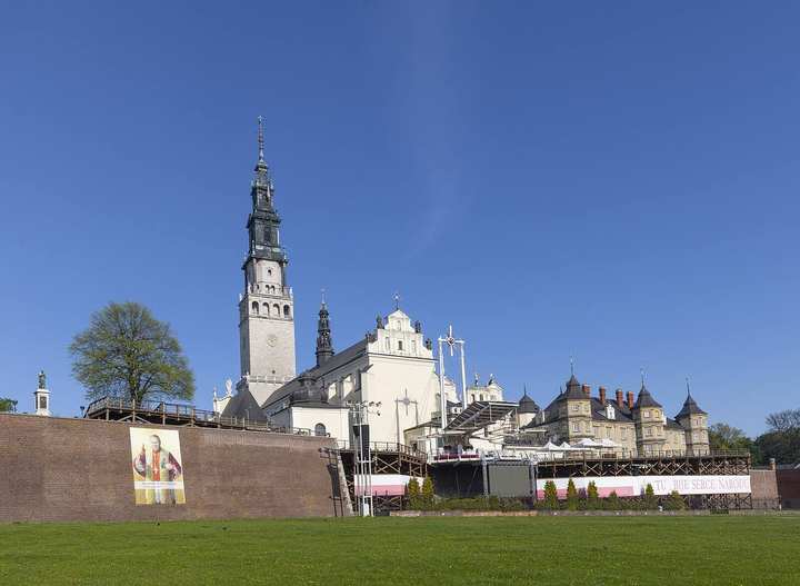 The monastery buildings of Jasna Góra.