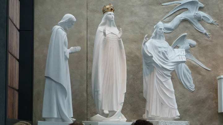 The Apparition Chapel at the gable.