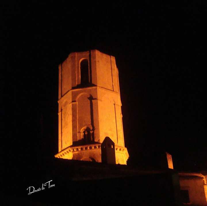 The bell tower, begun in 1274.
