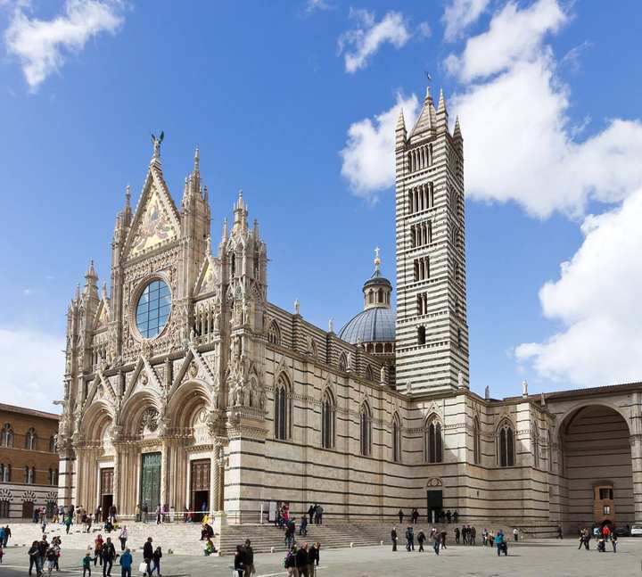The Hosts of Siena — Siena